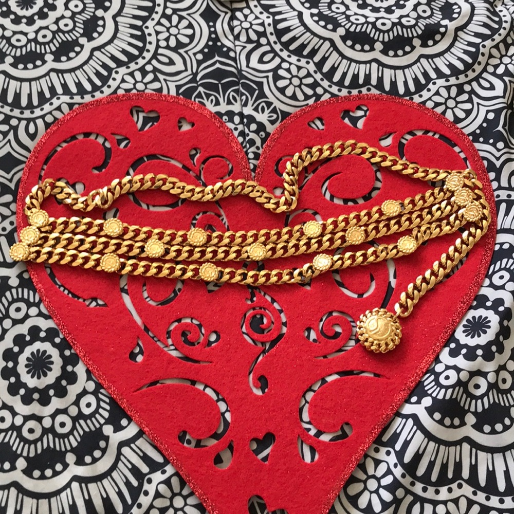 St John Signature Gold Chain Medallion Belt